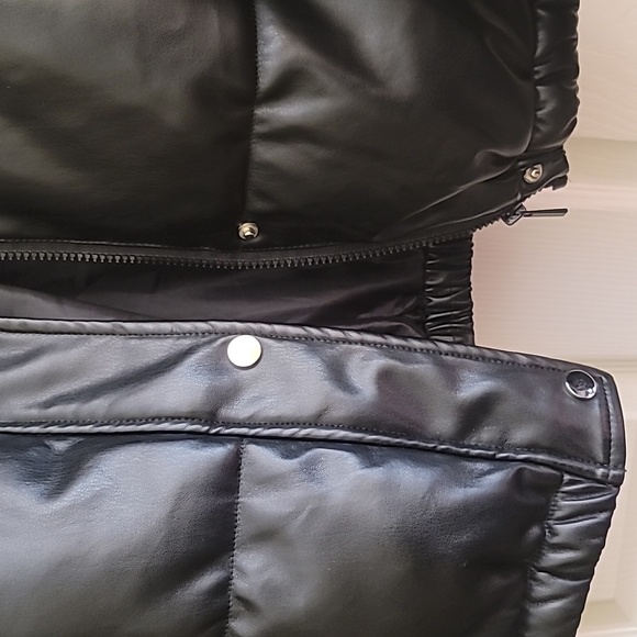 Pretty Little Thing Black Faux Leather Elastic Hem Bubble Puffer Coat, Size L - Picture 9 of 11